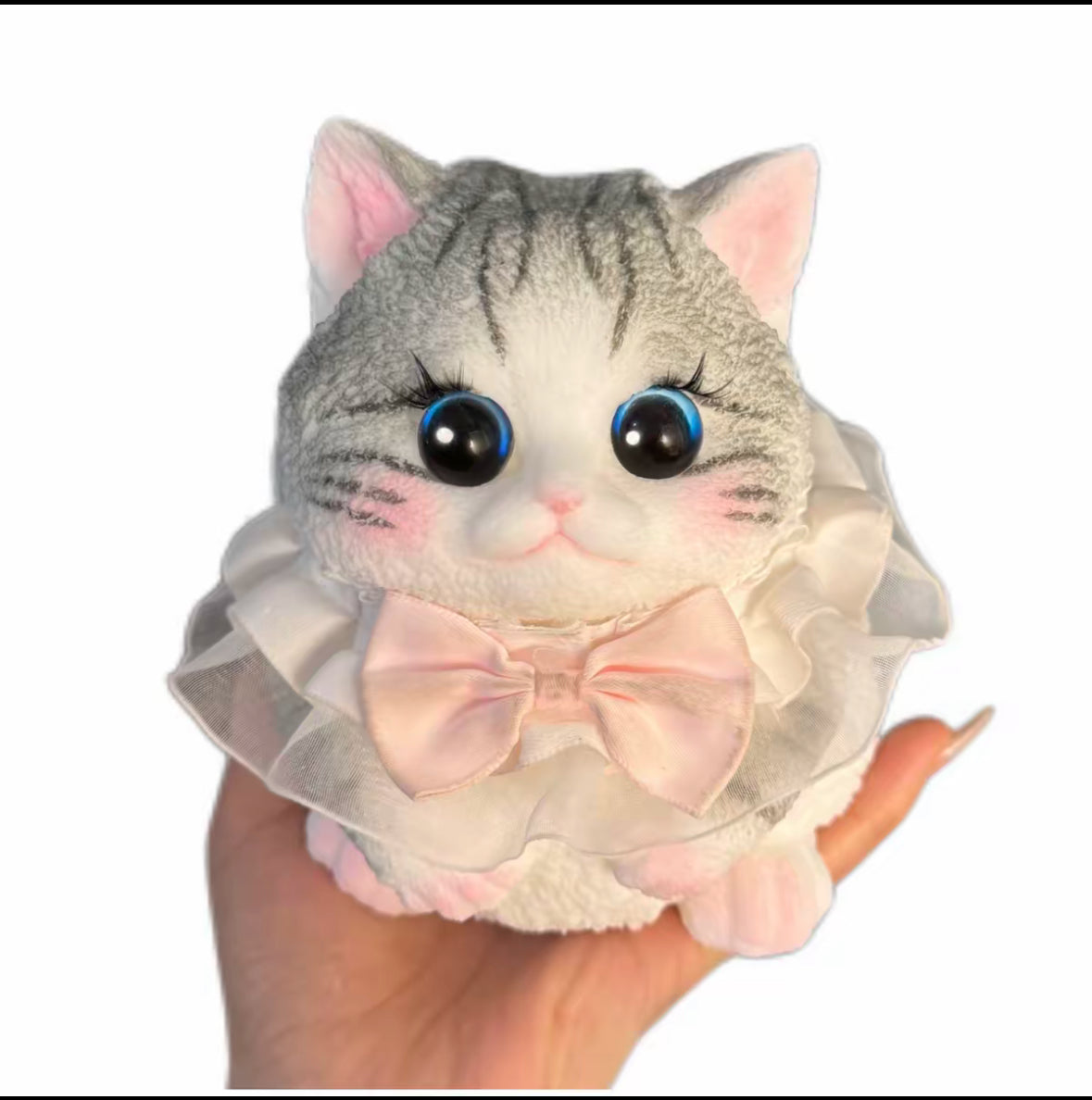 Big cat, pinch it